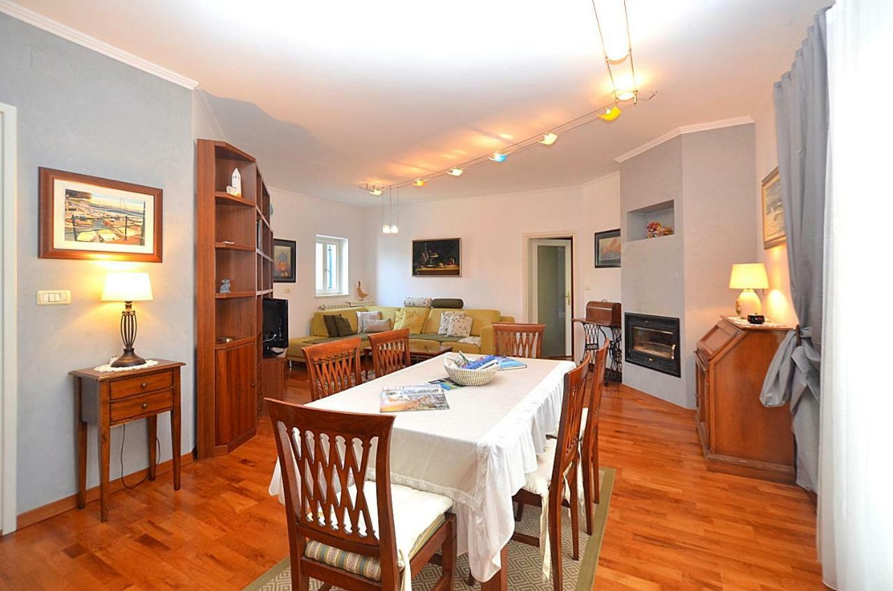 Holiday Home Sverko Novigrad Istria エクステリア 写真