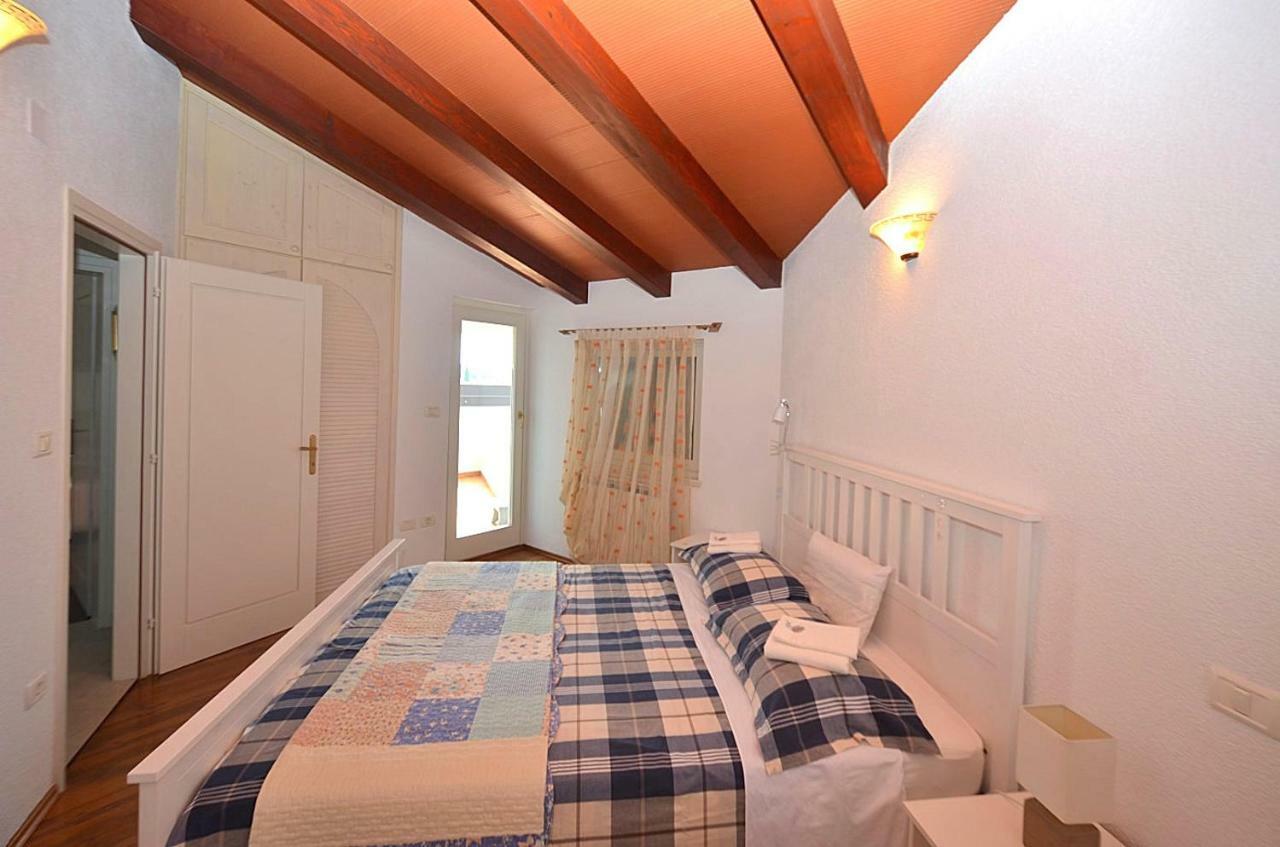 Holiday Home Sverko Novigrad Istria エクステリア 写真
